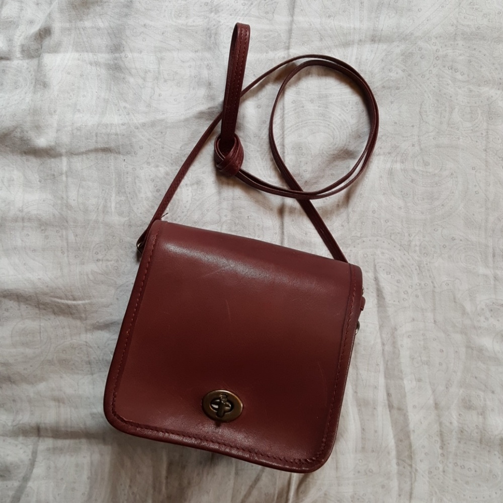 vintage turnlock leather mini bag
